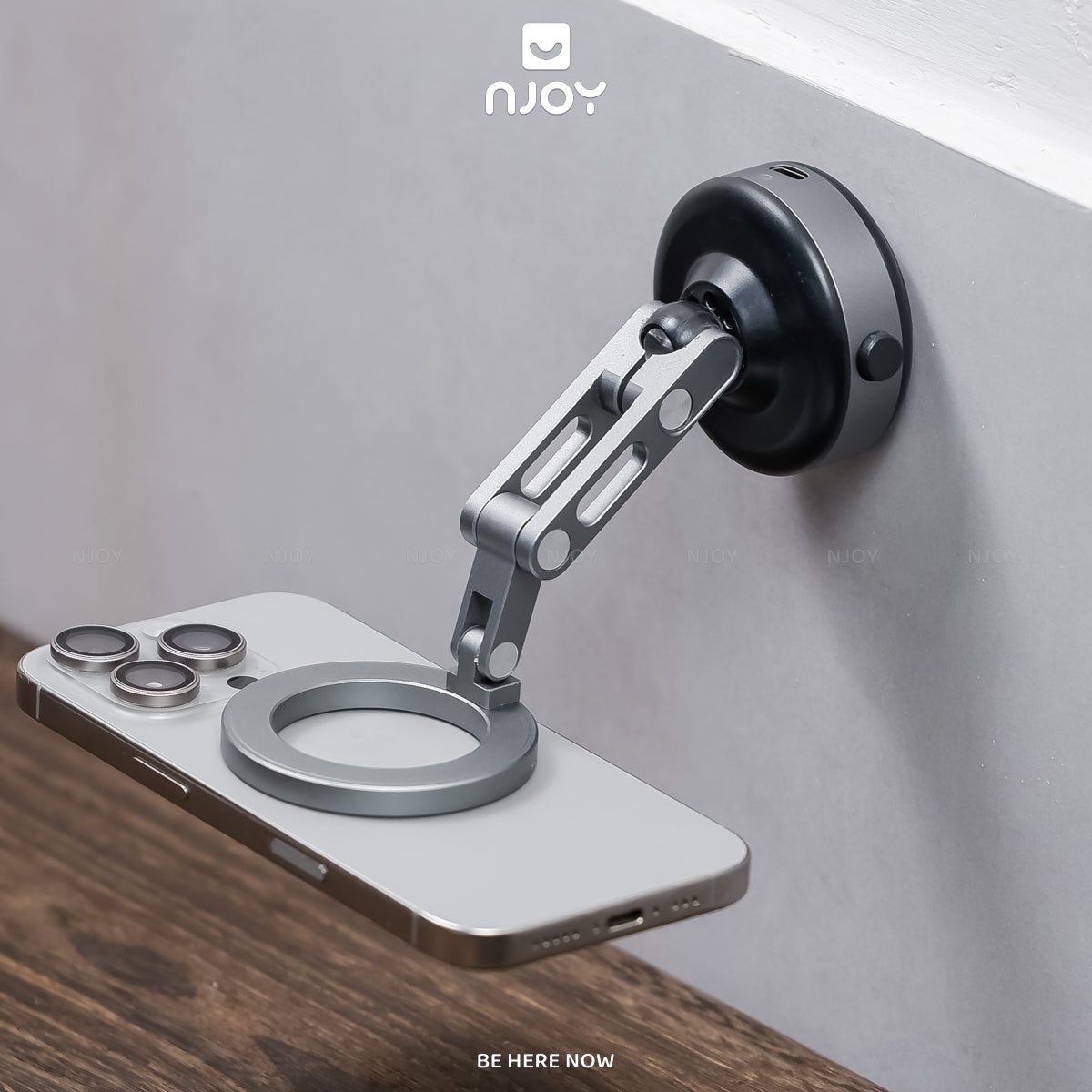 Giá Đỡ Nam Châm Cao Cấp Hít Tự Động Nhỏ Gọn Khớp Xoay Nhẹ Cho Ô Tô Bàn Làm Việc Điện Thoại