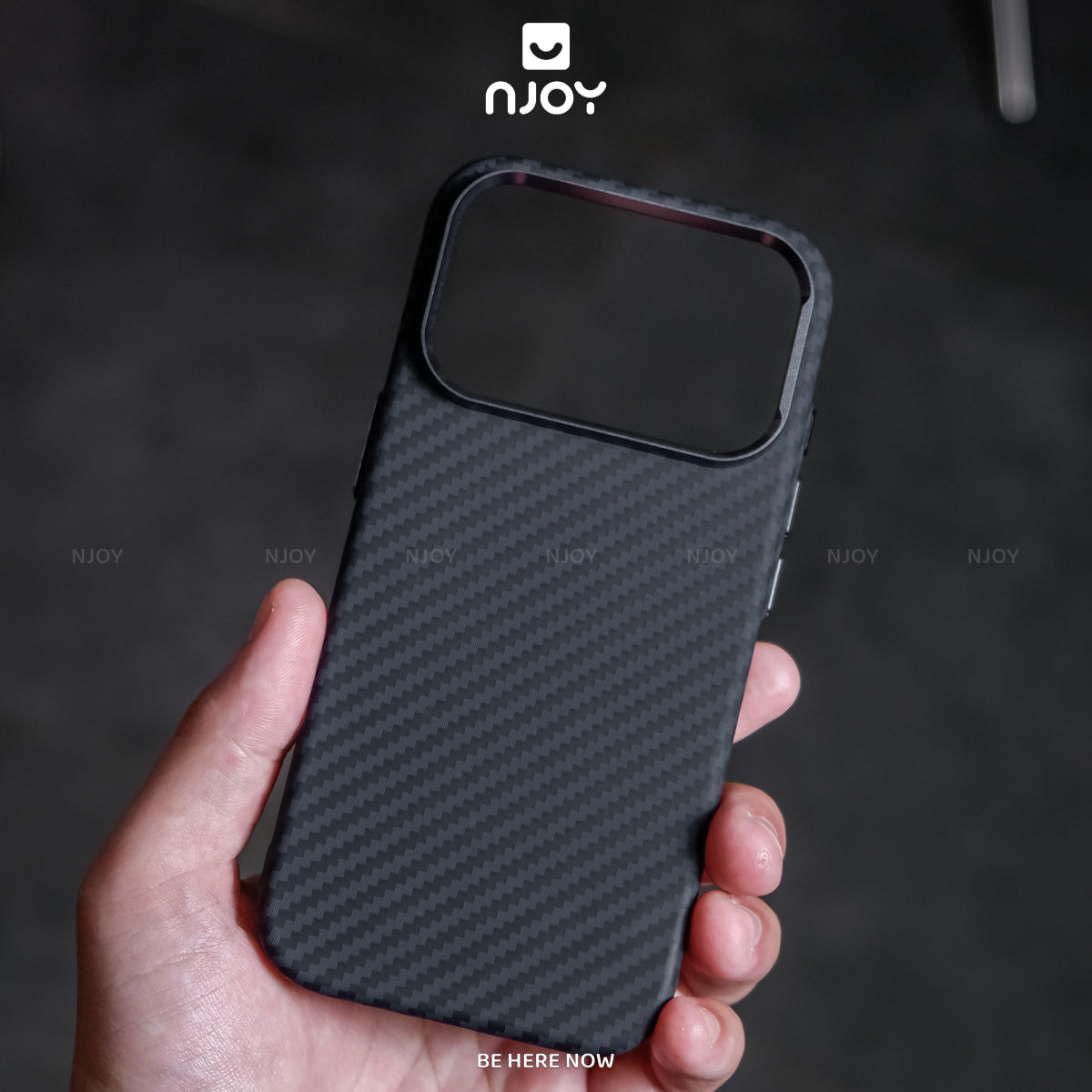 Ốp Carbon Nhám Chống Vân Tay Siêu Mỏng Bảo Vệ Camera Cho Điện Thoại iPhone 17 Pro Max 16 15 14 13