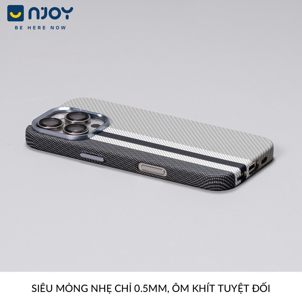 Ốp Carbon Magsafe Siêu Mỏng Họa Tiết Sọc Nổi 3D Cho Điện Thoại iPhone 16 Pro Max 15 14 13