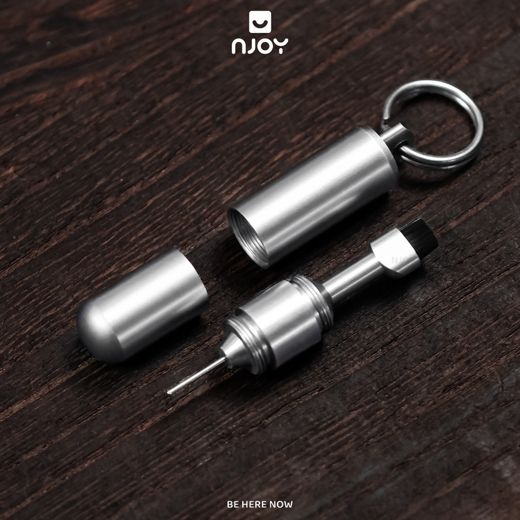Bút Vệ Sinh Tai Nghe Airpods Que Chọc Sim Nhỏ Gọn Hợp Kim Nhôm Cao Cấp Móc Khóa Treo Tiện Lợi Njoy