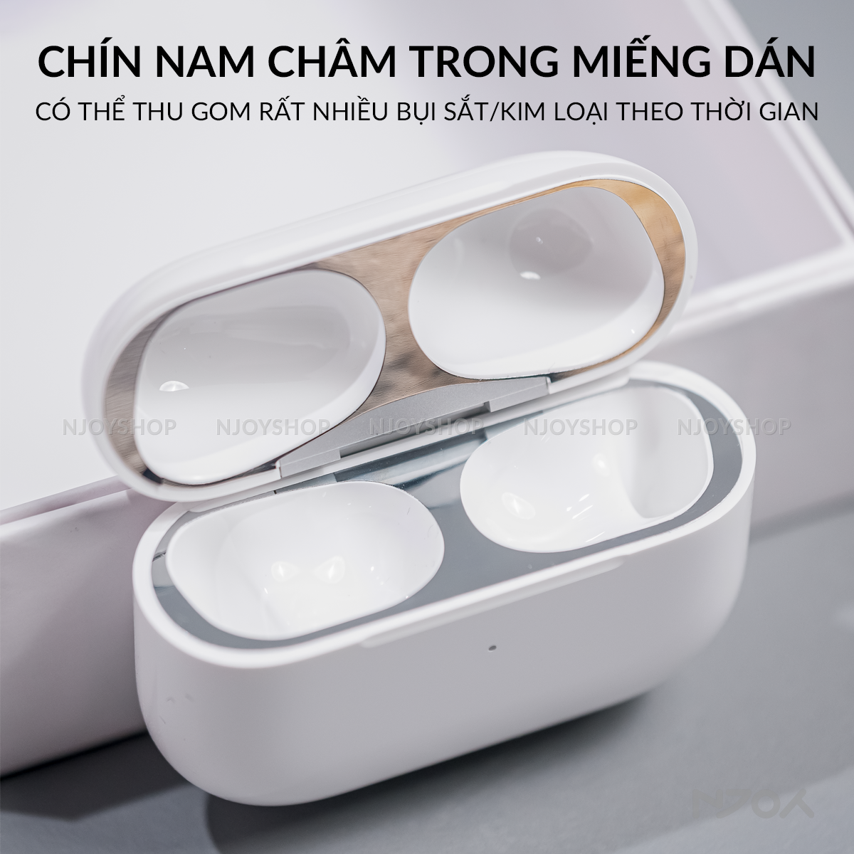 Miếng Dán Kim Loại Ahastyle Cao Cấp Chống Bụi Bảo Vệ Hộp Sạc Tai Nghe Airpods Pro 2 3 4