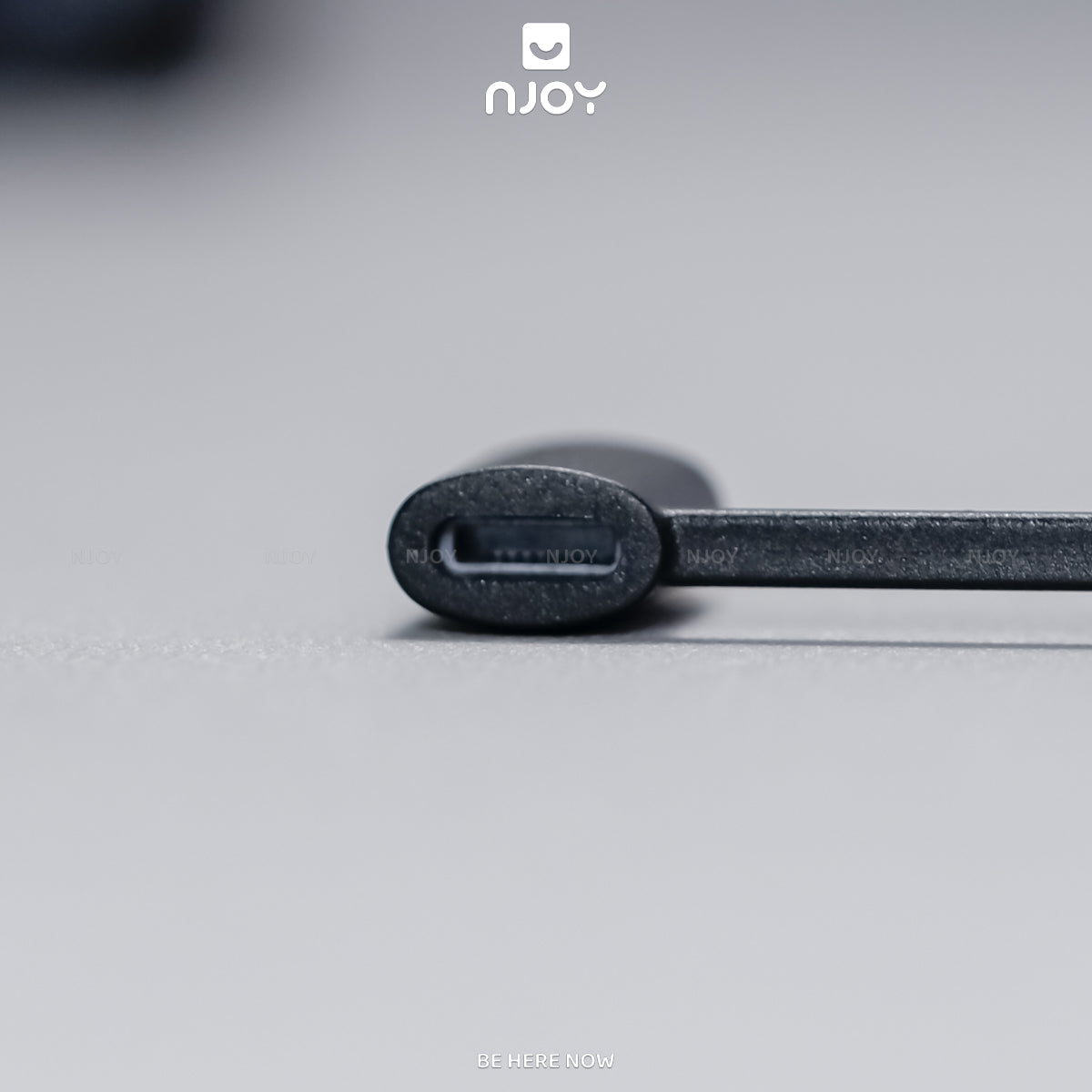 Đầu Chuyển Type C Sang Cổng Lightning 30W Njoy Dây Đeo Tiện Lợi Cho iPhone 17 Pro Max 16 15 14 13 12