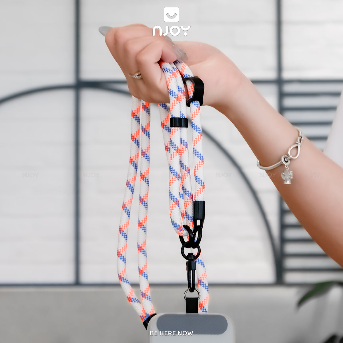 Dây Đeo Urban Có Thể Điều Chỉnh Kích Thước Dài 150cm Phù Hợp Mọi Dòng Điện Thoại Baby Three