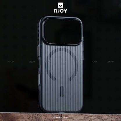 Ốp Nhám Sọc Nổi 3D Njoy Tích Hợp Sạc Nam Châm Từ Tính Cho iPhone 17 Pro Max 16 15 14 13 12