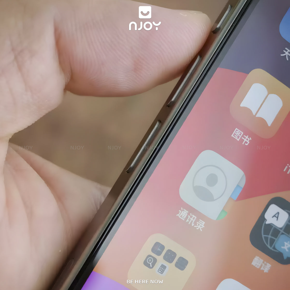 Kính Cường Lực Hoda Trong Suốt 2.5D Khung Tự Dán Cho iPhone 17 Pro Max 16 15 14