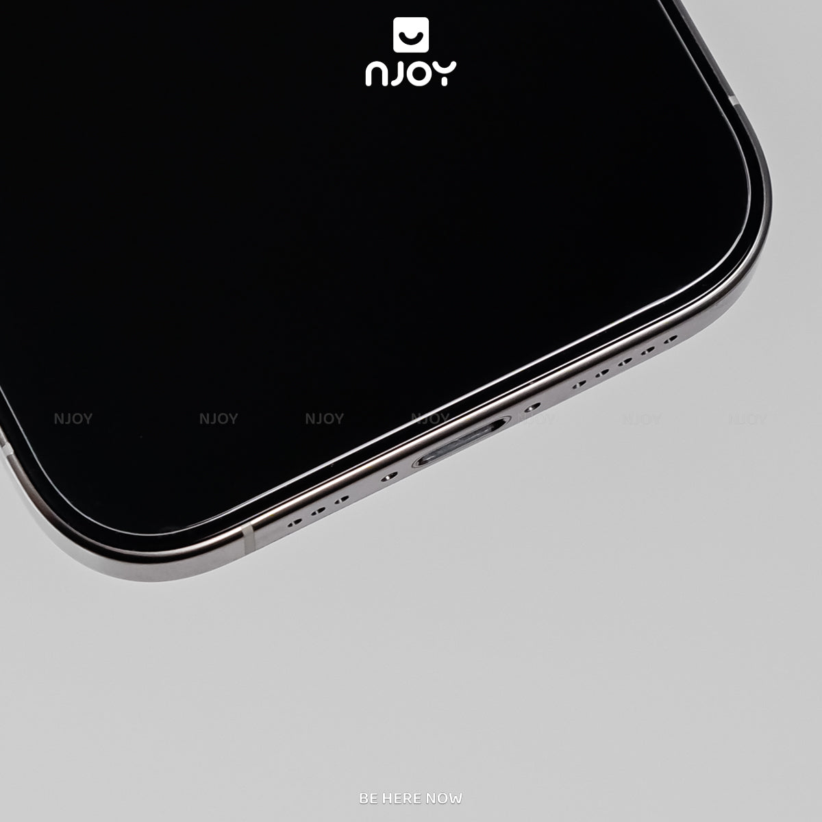 Kính Cường Lực Nillkin Trong Suốt Khung Tự Dán Không Viền Đen Cho iPhone 18 Pro Max 17 16 15