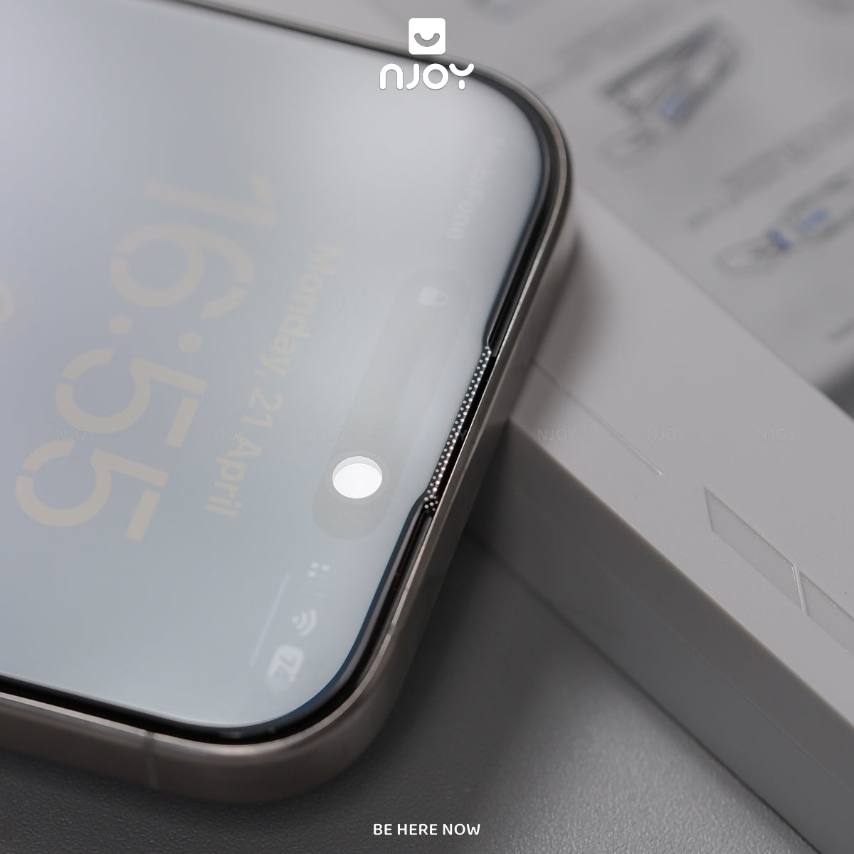 Kính Cường Lực Tự Dán Chống Trộm Anank 2.5D Cao Cấp Cho Điện Thoại iPhone 17 Pro Max 16 15 14 13