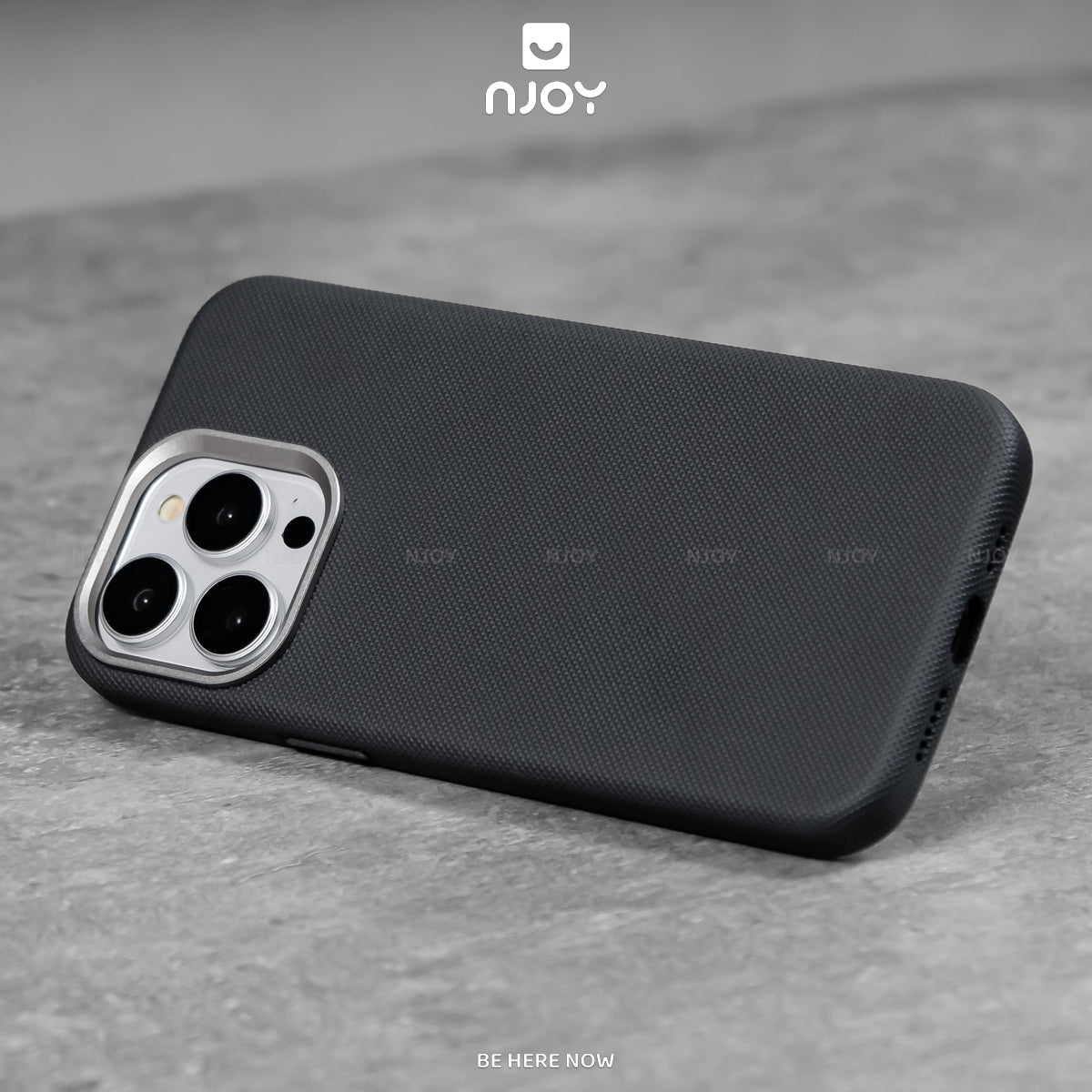 Ốp Magsafe Lưng Nhám Vân Nổi 3D Rammus Viền Kim Loại Cho iPhone 17 Pro Max 16 15 14 13 12