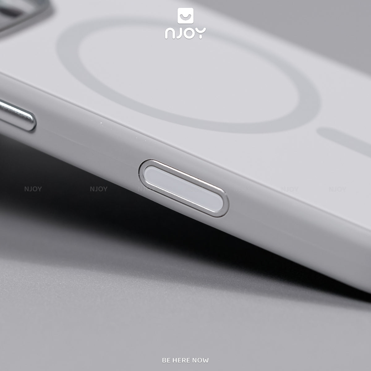 Ốp Nhám Chống Bẩn Magsafe Viền Dẻo Cao Cấp Cho Điện Thoại iPhone 17 Pro Max 16 15