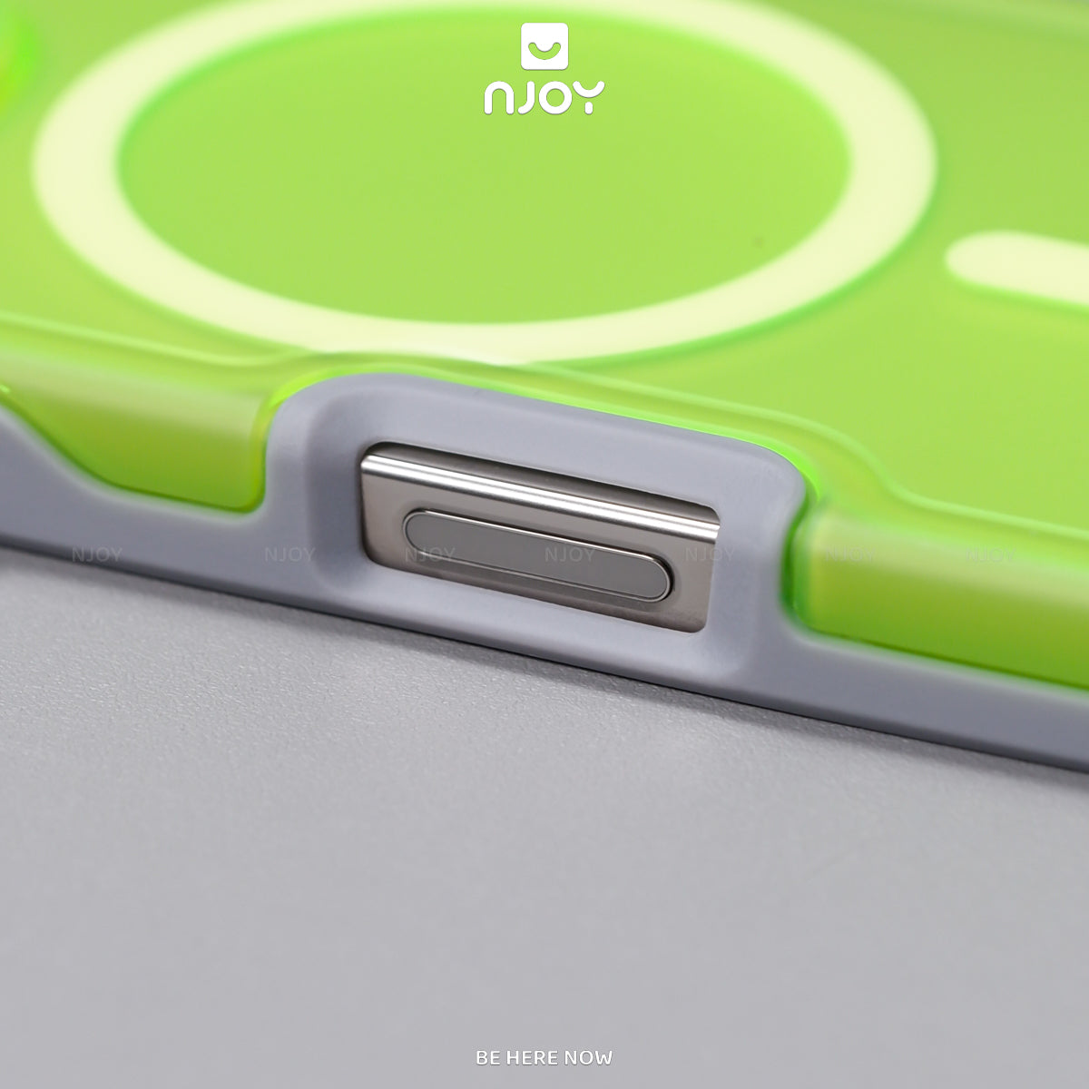 Ốp Lưng Magsafe Nhám Phản Quang Neo Chống Sốc Cho iPhone 16 Pro Max 15 14 13 12