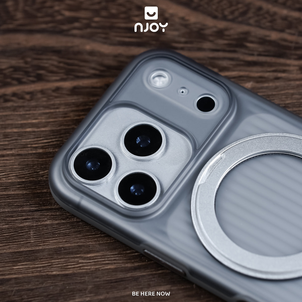 Ốp Lưng Kiêm Giá Đỡ Xoay 360 Độ Hỗ Trợ Sạc Không Dây Từ Tính Cho Điện Thoại iPhone 17 Pro Max 16 15 14