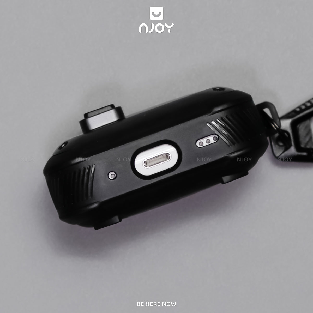 Ốp Tai Nghe AirPods Pro 3 2 4 Cyberlock Nút Bấm Kim Loại Từ Tính Kèm Móc Khóa Chống Sốc