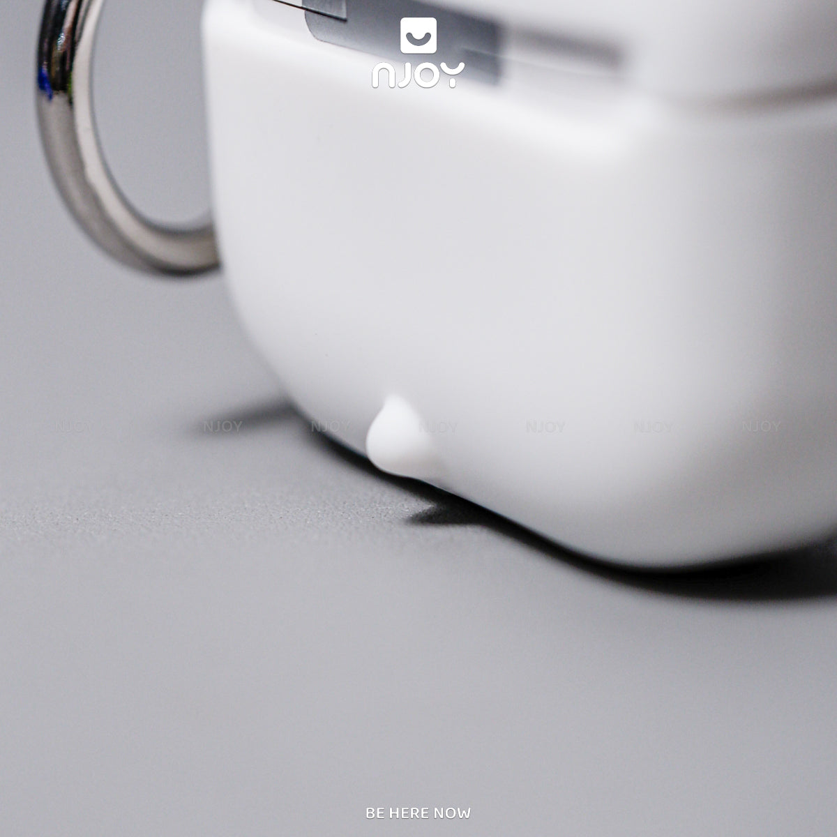 Ốp Silicon In Hình Gấu Dễ Thương Chống Sốc Kèm Móc Khóa Cho AirPods Pro 3 2