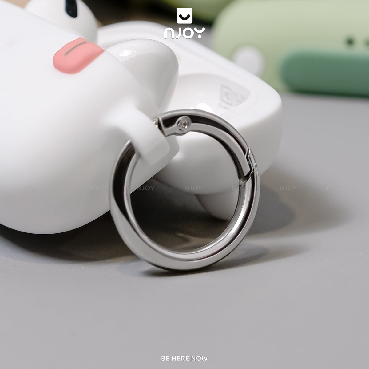 Ốp Silicon In Hình Gấu Dễ Thương Chống Sốc Kèm Móc Khóa Cho AirPods Pro 3 2