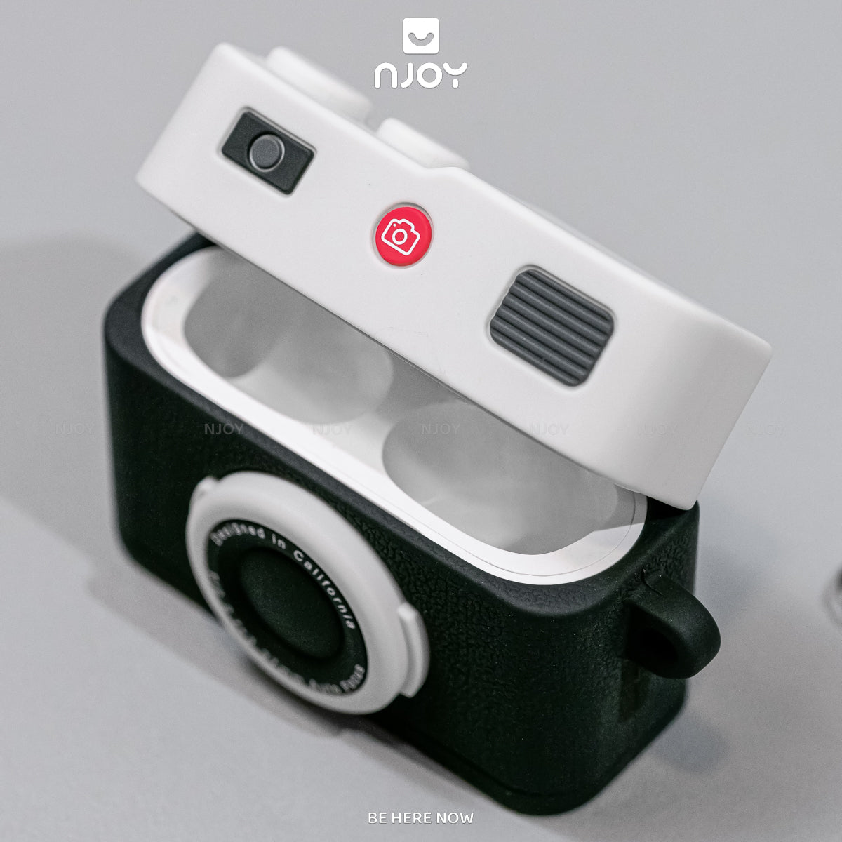 Ốp Silicon In Hình Retro Camera Kèm Móc Khóa Cho Tai Nghe AirPods Pro 3 2 Airpods 4