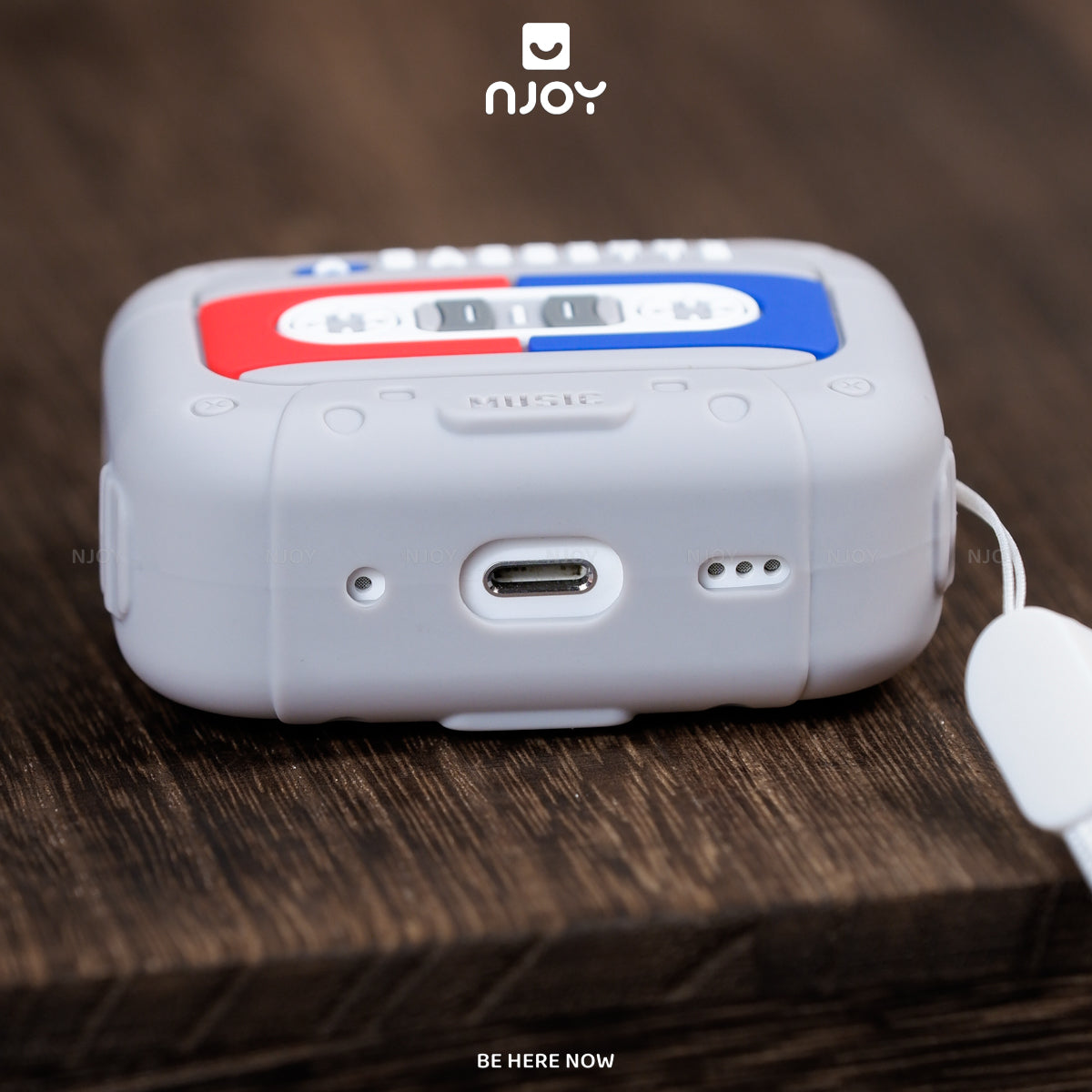 Ốp In Hình Máy Nghe Nhạc Cassette Cổ Điển Retro Kèm Dây Đeo Cho Airpods Pro 3 2 Airpods 4
