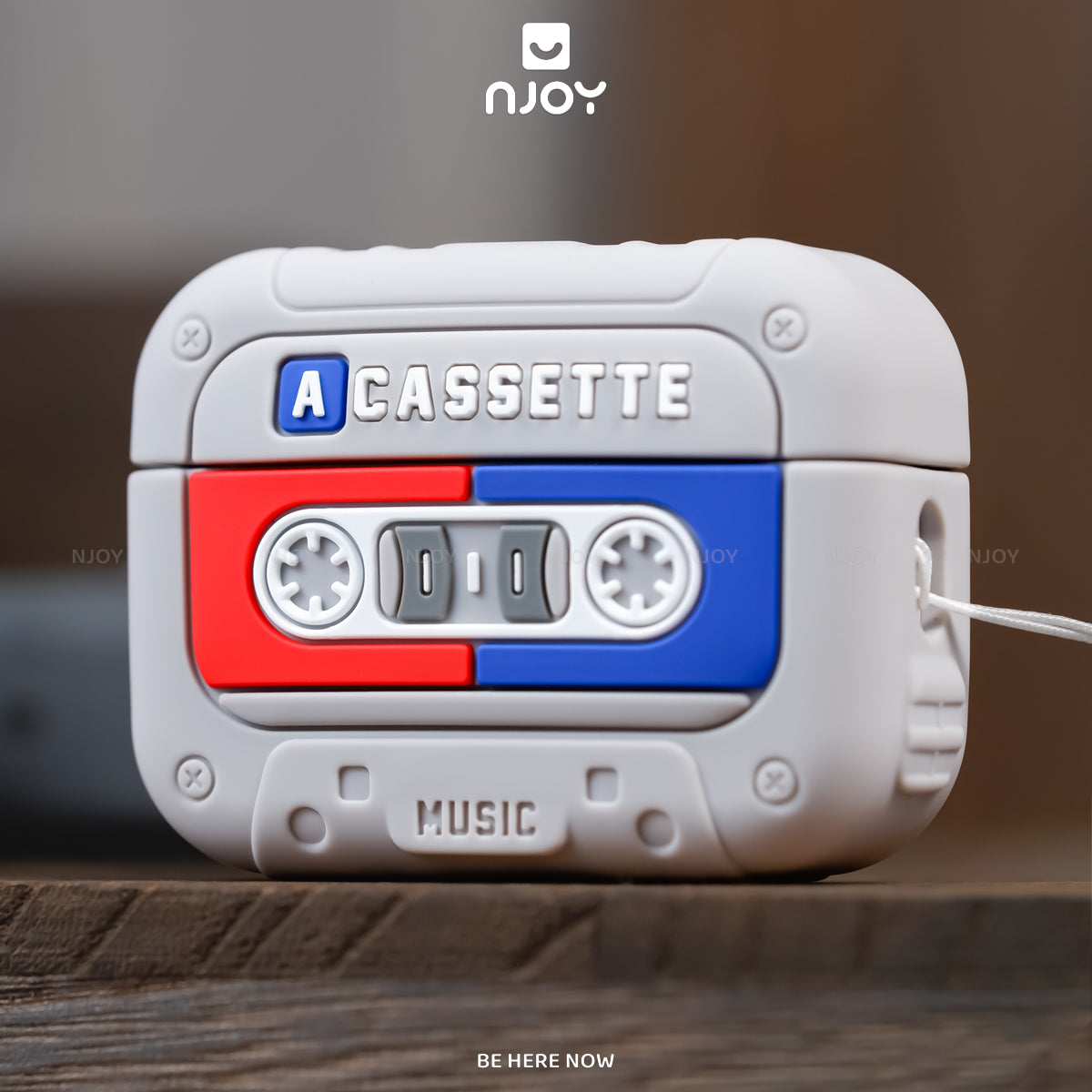 Ốp In Hình Máy Nghe Nhạc Cassette Cổ Điển Retro Kèm Dây Đeo Cho Airpods Pro 3 2 Airpods 4