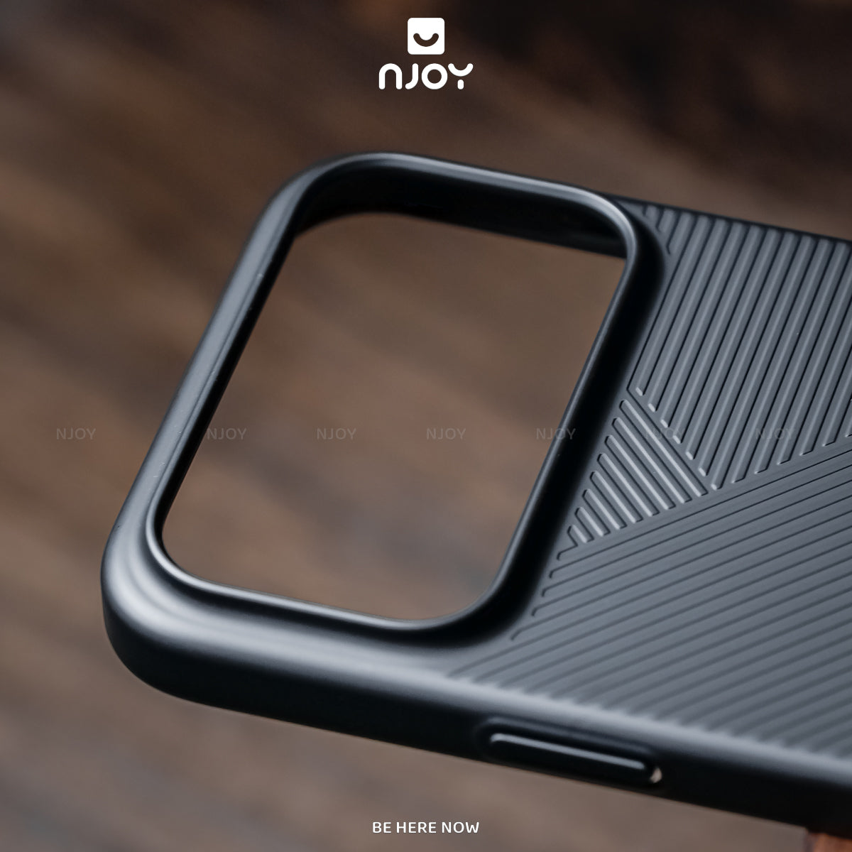 Ốp Nhám Sọc Siêu Mỏng Nexus Họa Tiết Hình Học Geomestry Cho iPhone 18 Pro Max 17 16 15 14 13 12