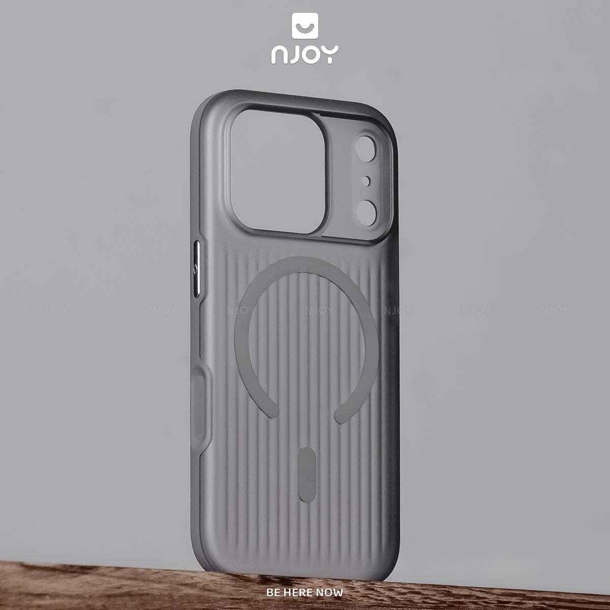 Ốp Lưng Nhám Chống Vân Tay Hỗ Trợ Sạc Không Dây Từ Tính Cho iPhone 17 Pro Max 16 15 14 13 12