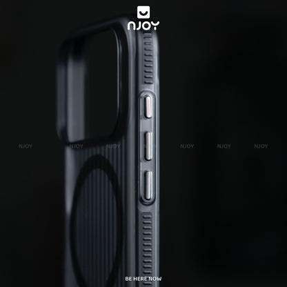 Ốp Nhám Sọc Nổi 3D Njoy Tích Hợp Sạc Nam Châm Từ Tính Cho iPhone 17 Pro Max 16 15 14 13 12