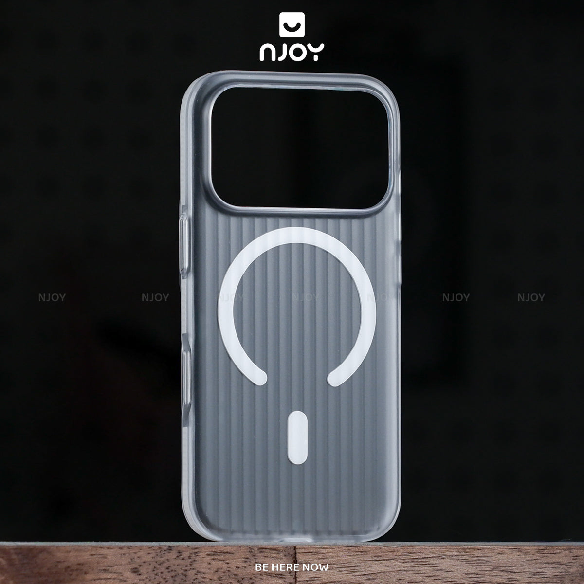 Ốp Nhám Sọc Nổi 3D Njoy Tích Hợp Sạc Nam Châm Từ Tính Cho iPhone 17 Pro Max 16 15 14 13 12