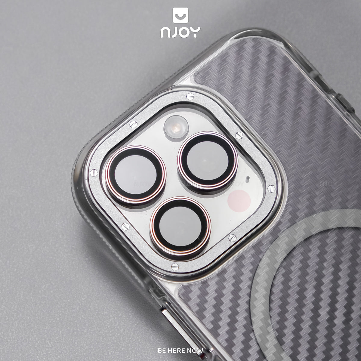 Ốp Magsafe Carbon Lưng Nhám Viền Chống Trượt Cho iPhone 17 Pro Max 16 15