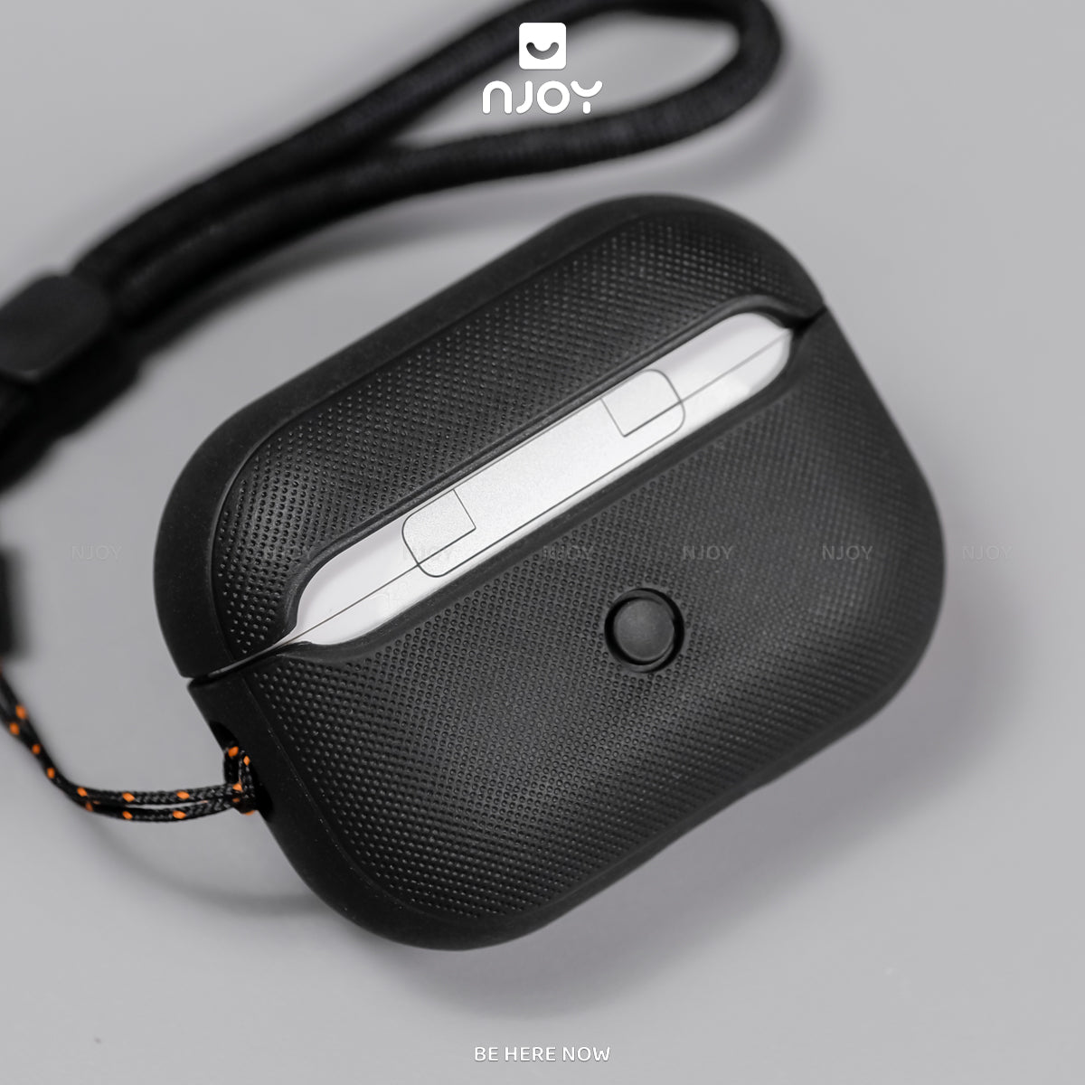 Ốp Nhung Ahastyle Hỗ Trợ Magsafe Viền Kim Loại Kèm Móc Khóa Cho AirPods Pro 2