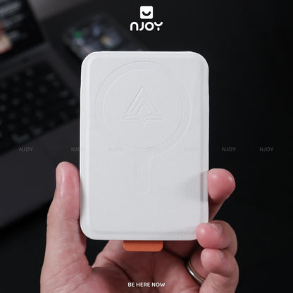 Ví Đựng Thẻ Magsafe Carbon Cao Cấp Cho iPhone 16 Pro Max 15 14 13 12