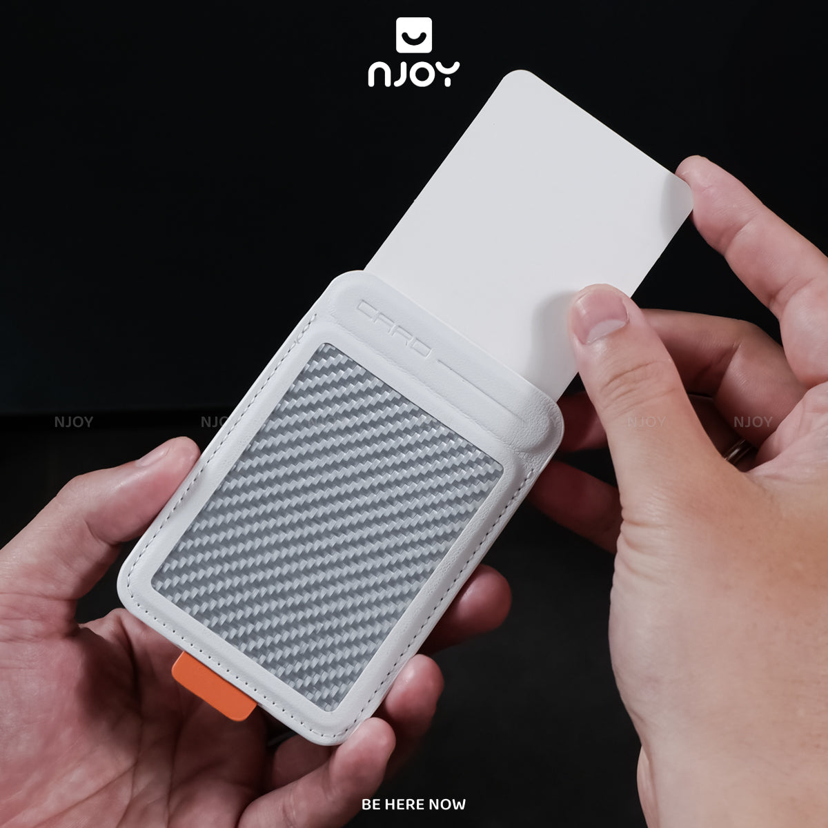 Ví Đựng Thẻ Magsafe Carbon Cao Cấp Cho iPhone 16 Pro Max 15 14 13 12