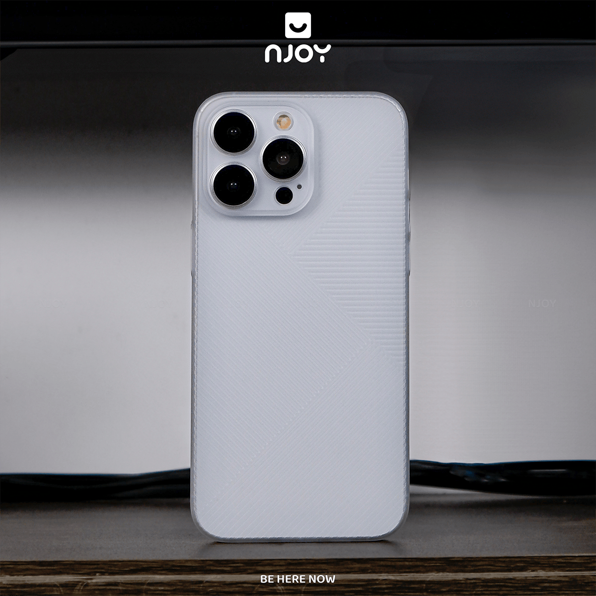 Ốp Nhám Sọc Siêu Mỏng Nexus Họa Tiết Hình Học Geomestry Cho iPhone 18 Pro Max 17 16 15 14 13 12