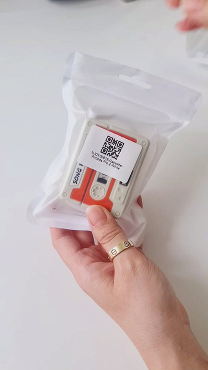 Ốp In Hình Cassette Silicon Kèm Dây Đeo Cho Tai Nghe Airpods 4 3 Airpods Pro 3 2 Njoyshop