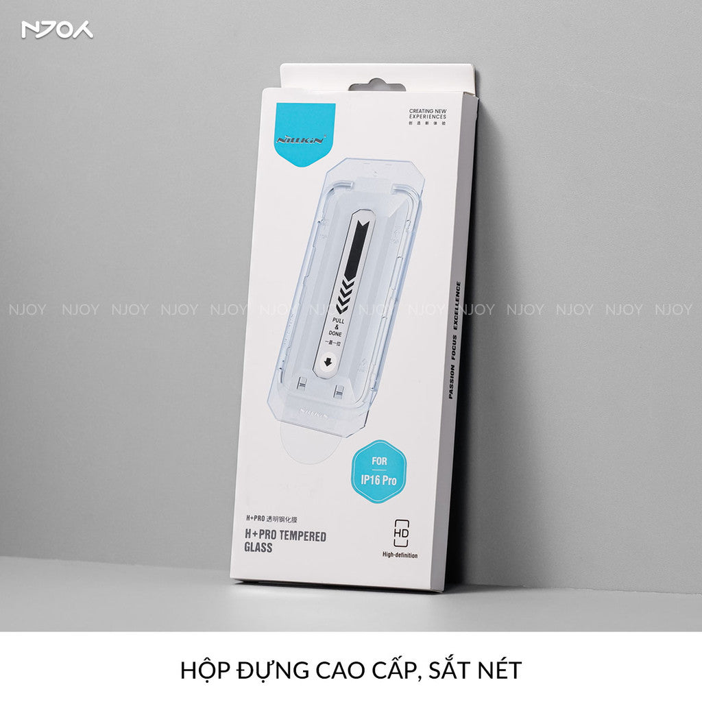 Kính Cường Lực Nillkin Trong Suốt Khung Tự Dán Không Viền Đen Cho iPhone 17 Pro Max 16 15