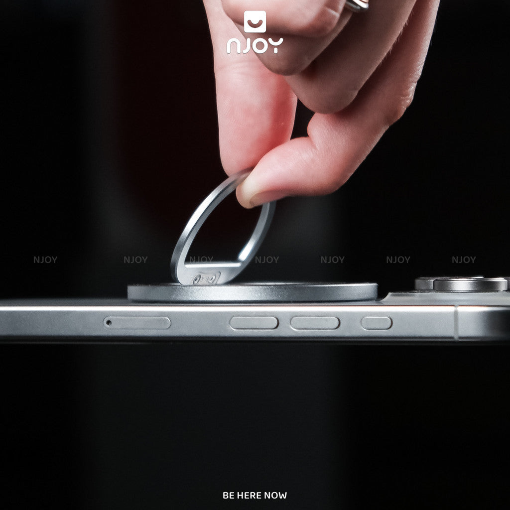 Giá Đỡ Điện Thoại Vân Carbon Cao Cấp Siêu Mỏng Xoay 360 Độ Hít Magsafe Cho Điện Thoại iPhone Samsung